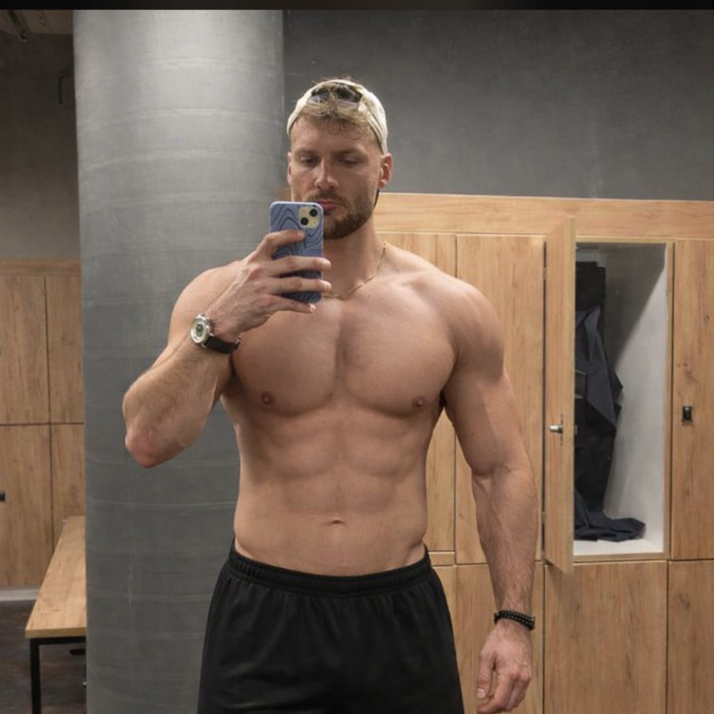 d48cb939 6c0f 46b3 8a7e c474e08b7b43